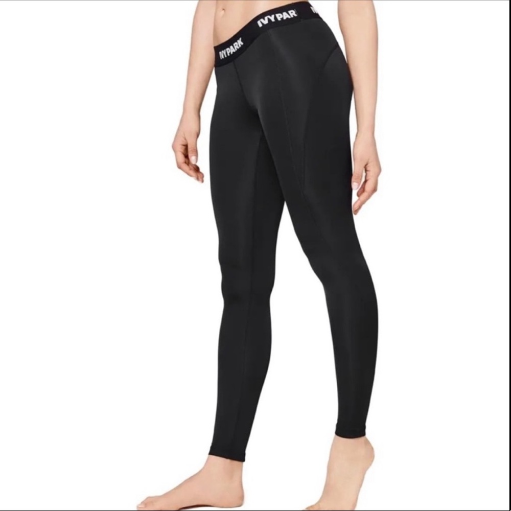 Ivy Park “I” Low Rise Leggings